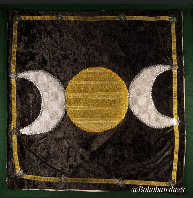 Tarot Clothes