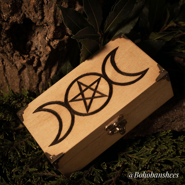 Small Trinket/ Keepsakes / Tarot Boxes