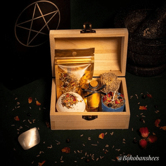 Full Moon Box